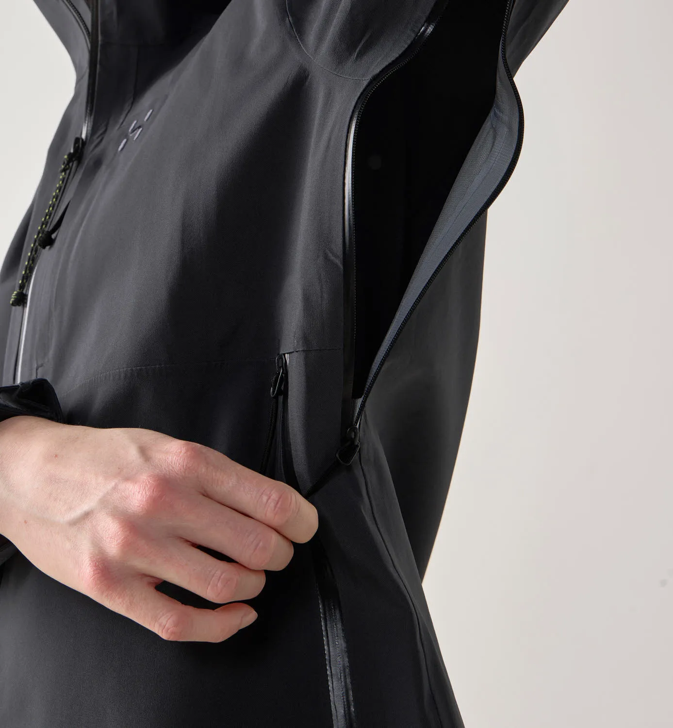 HAGLÖFS Front Proof II Jacket Damen Regenjacke Wanderjacke schwarz