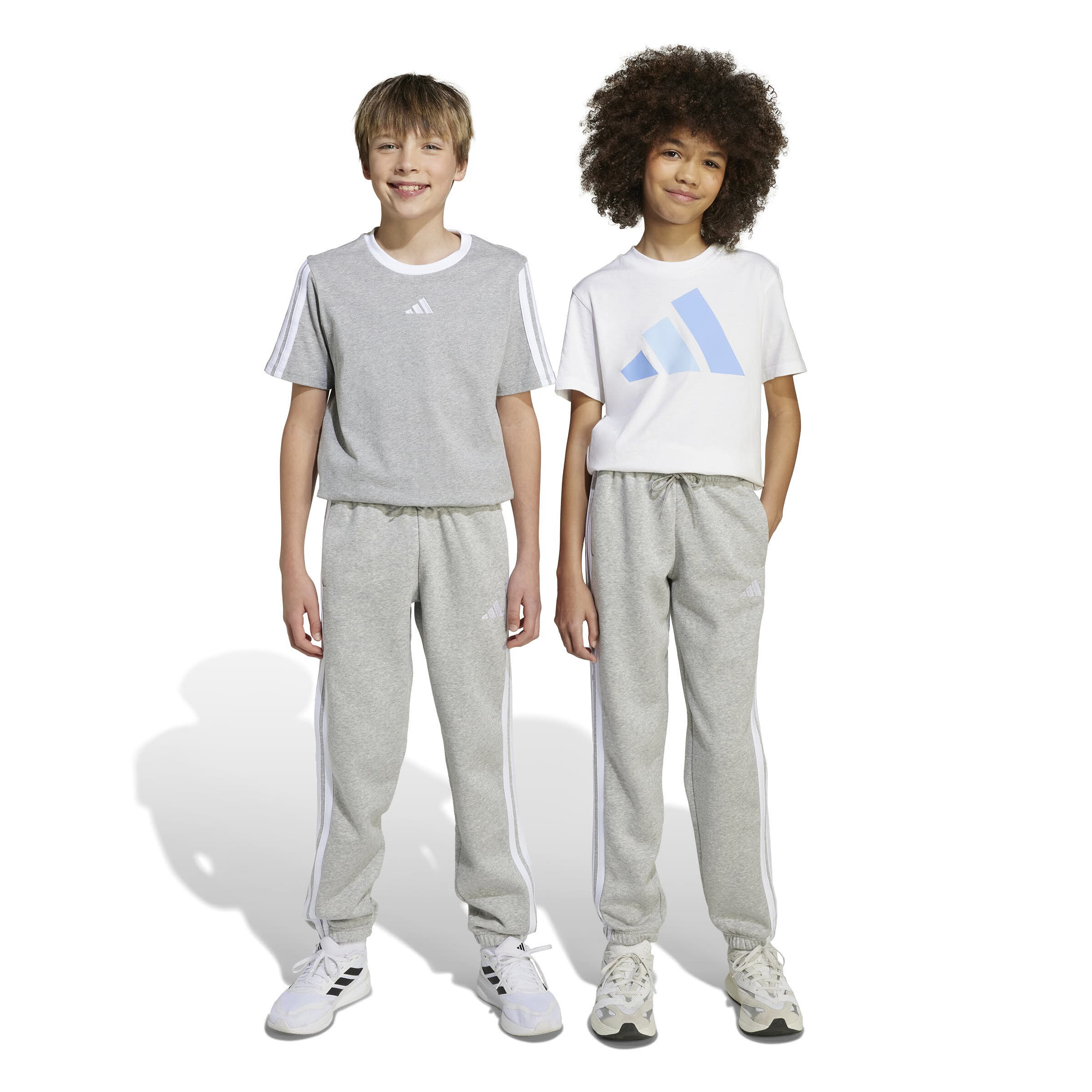 adidas Essentials Kinder Jogginghose grau/weiß