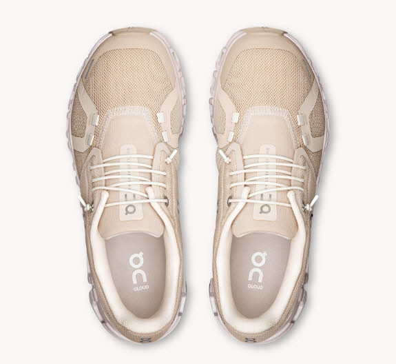 ON Cloud 6 Sneaker Freizeitschuh Damen beige