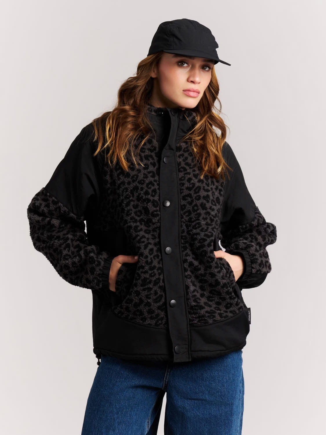 Protest PRTElisan Damen Fleecejacke Outdoorjacke schwarz