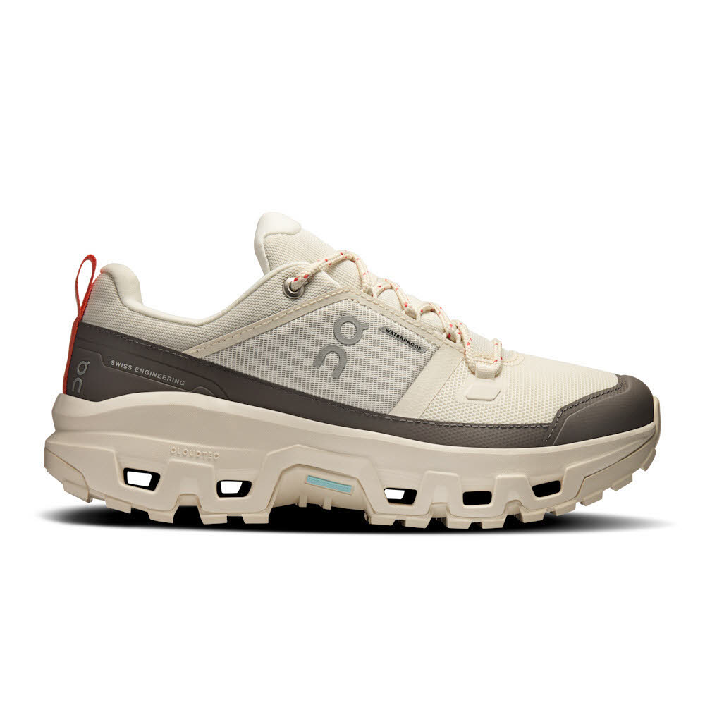 ON Cloudrock Low Waterproof Damen Wanderschuhe beige