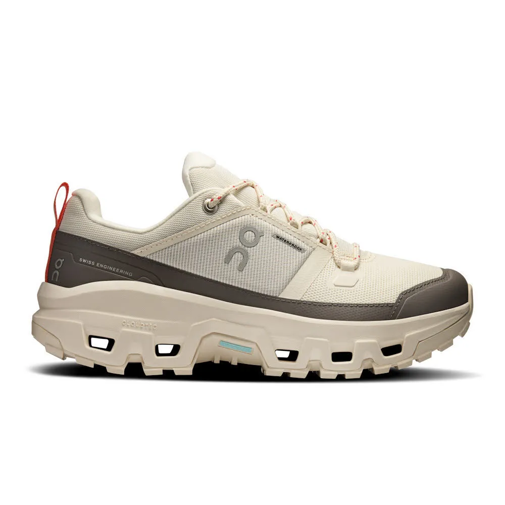 ON Cloudrock Low Waterproof Damen Wanderschuhe beige