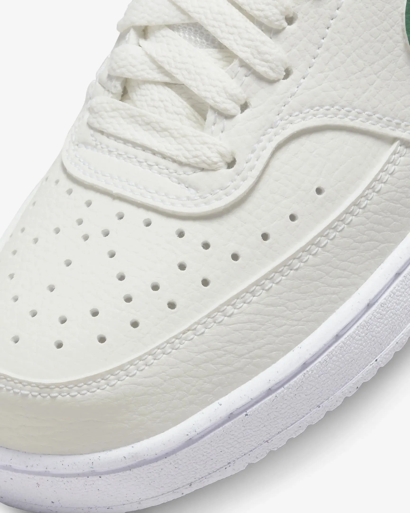Nike Court Vision Low Next Nature Damen Oldschoolschuhe Alltagsschuhe weiß