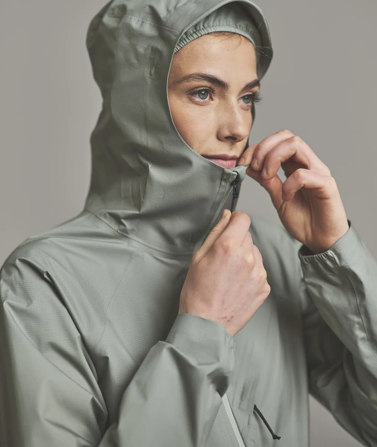 Ortovox TRACE 2.5L JACKET W Damen Hardshelljacke Wanderjacke green sage