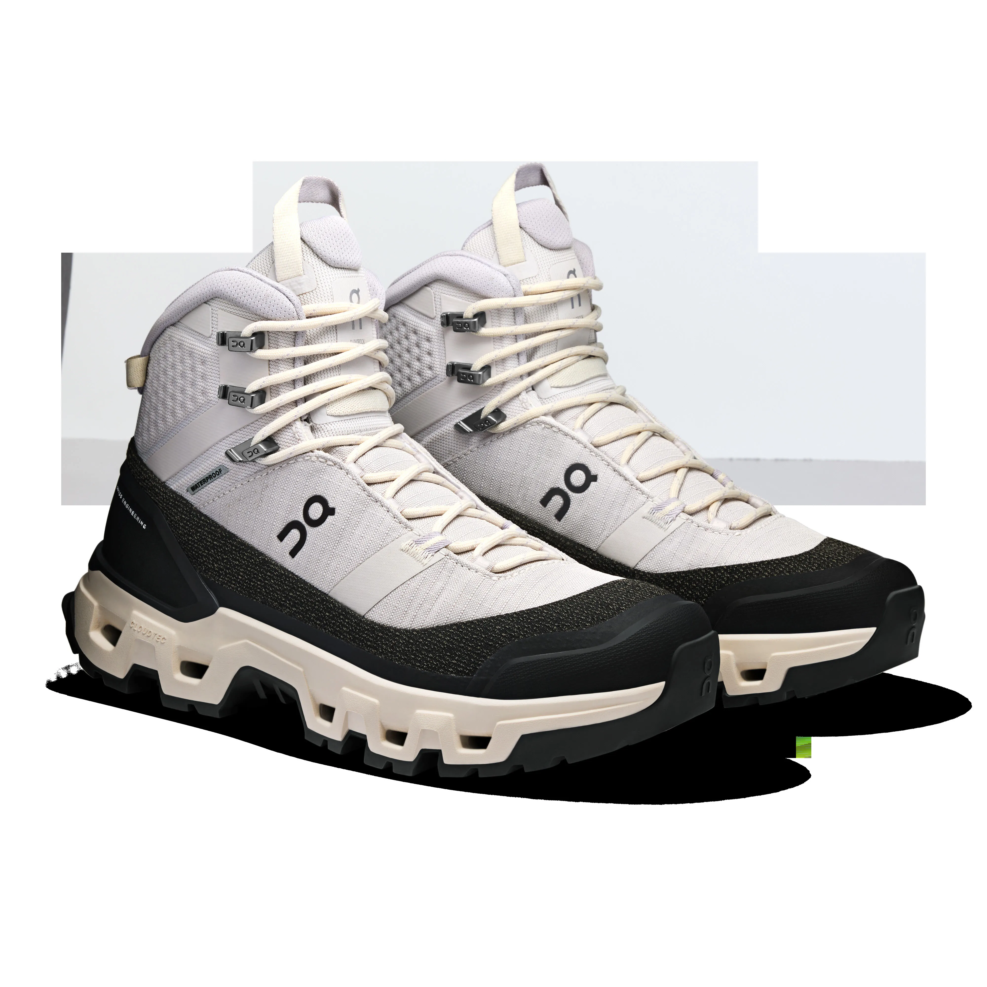 ON Cloudrock Trek WP Trekkingschuhe Wanderschuhe Damen silber weiß