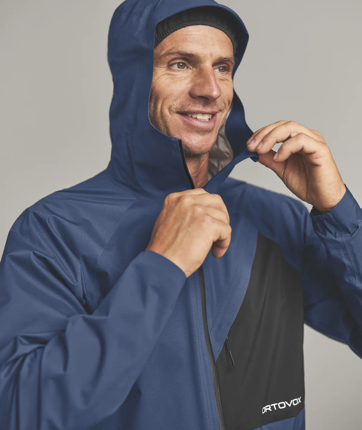 Ortovox TRACE 2.5L JACKET M Herren Hardshelljacke Wanderjacke blue nunatak