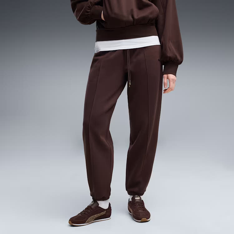 Puma HER Comfort Pants FL Damen Jogginghose Trainingshose chocolate fondue