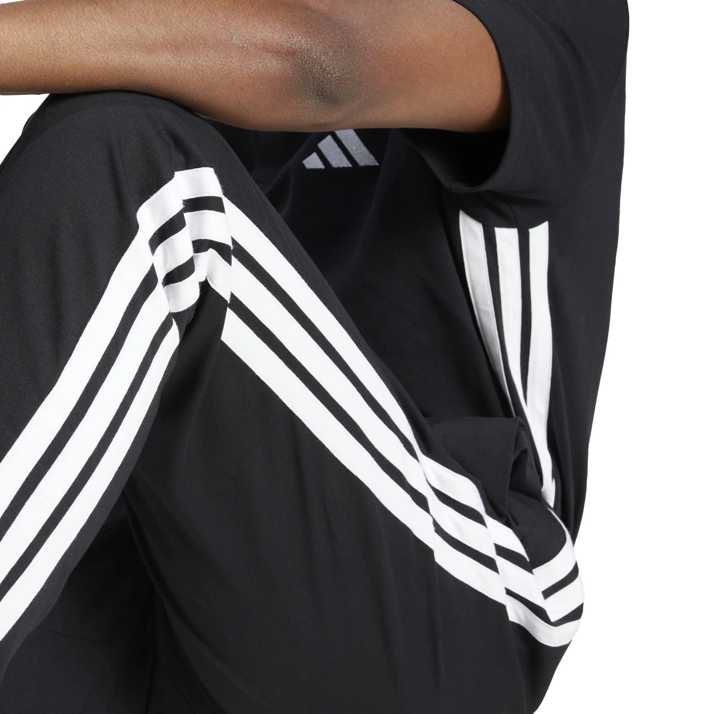 adidas Essentials 3-Streifen Single Jersey Hose Jogginghose Herren schwarz