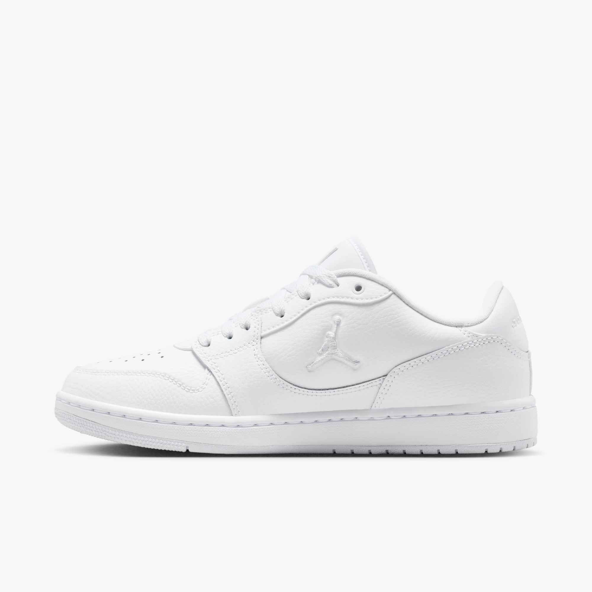 NIKE WMNS JORDAN COURT CONNECT LOW Damen Sneaker Freizeitschuhe weiß