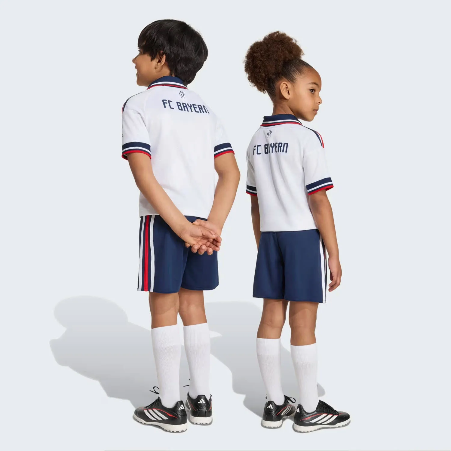 adidas FC Bayern München 26/27 Auswärtsset Kinder Trikot & Hose weiß