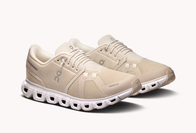 ON Cloud 6 Sneaker Freizeitschuh Damen beige