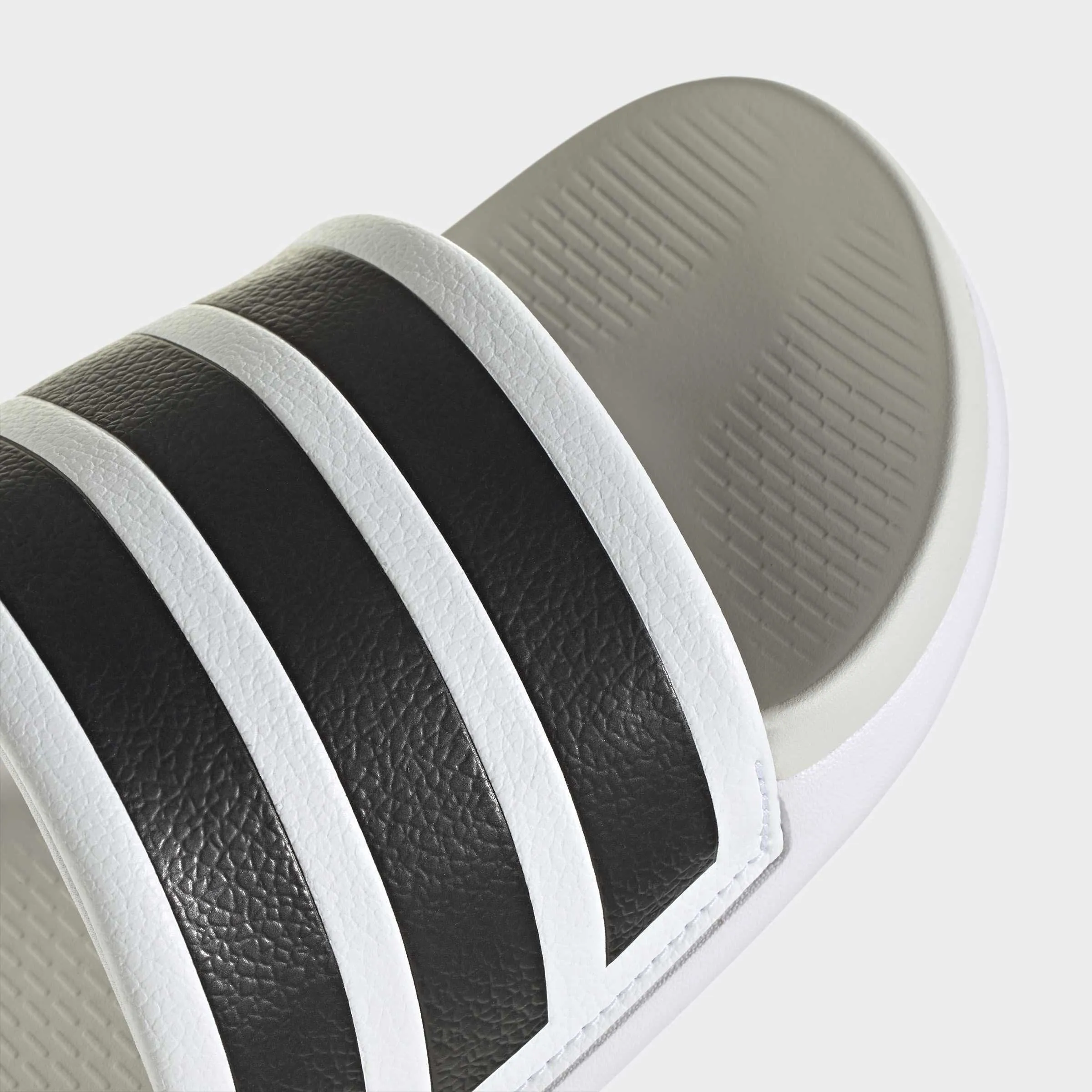 adidas ADILETTE COMFORT 2.0 Unisex Badelatschen weiß/schwarz