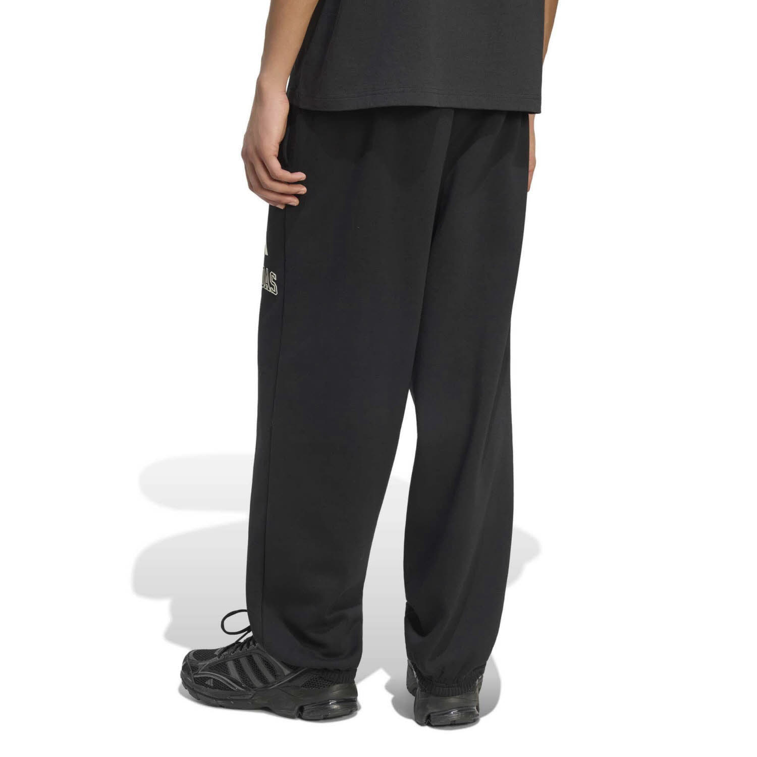 adidas Seasonal Essentials Collegiate Fleece Cuffed Herren Jogginghose Fleecehose schwarz