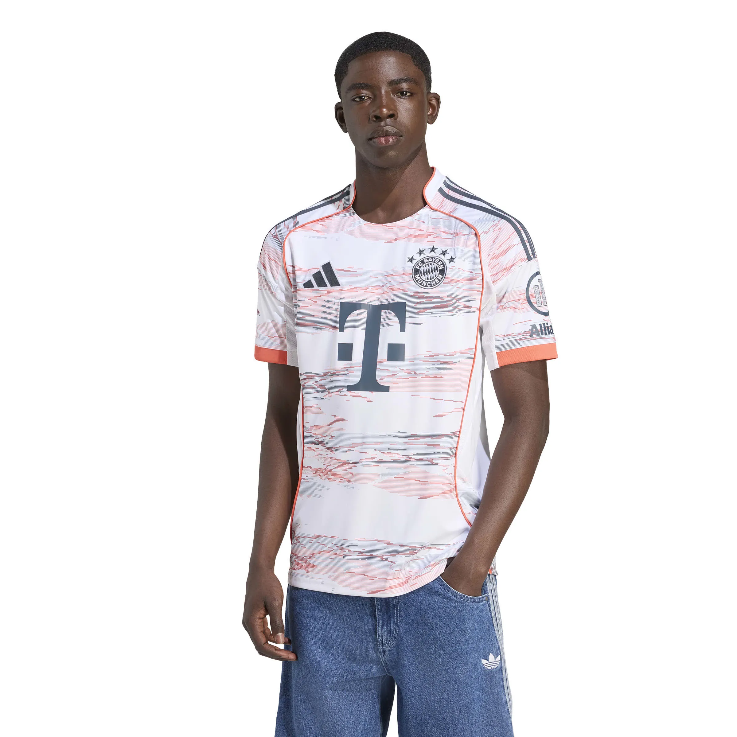 adidas FC Bayern München 25/26 Auswärtstrikot Herren Fußballtrikot weiß