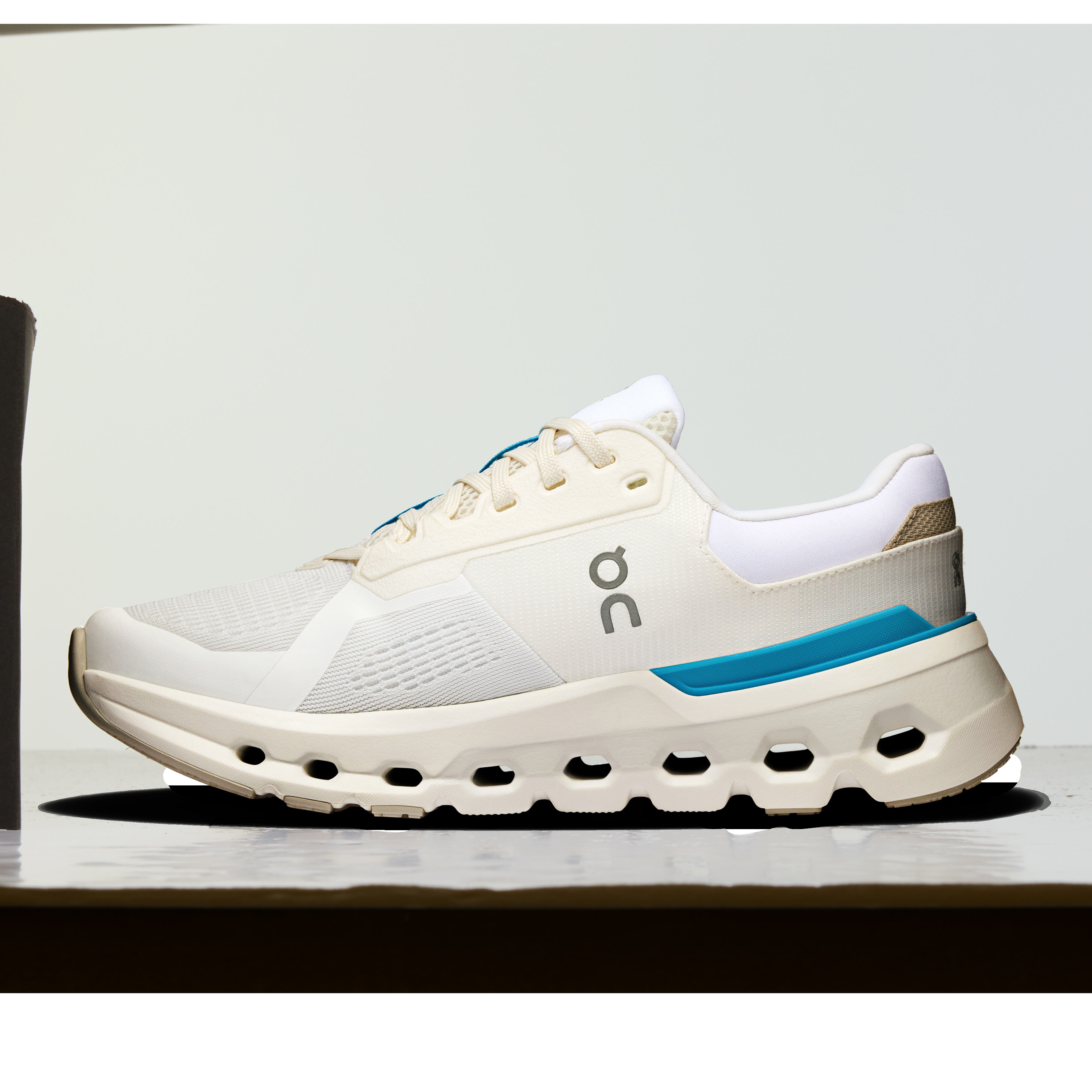 ON Cloudrunner 2 White | Horizon Sneaker Damen weiß