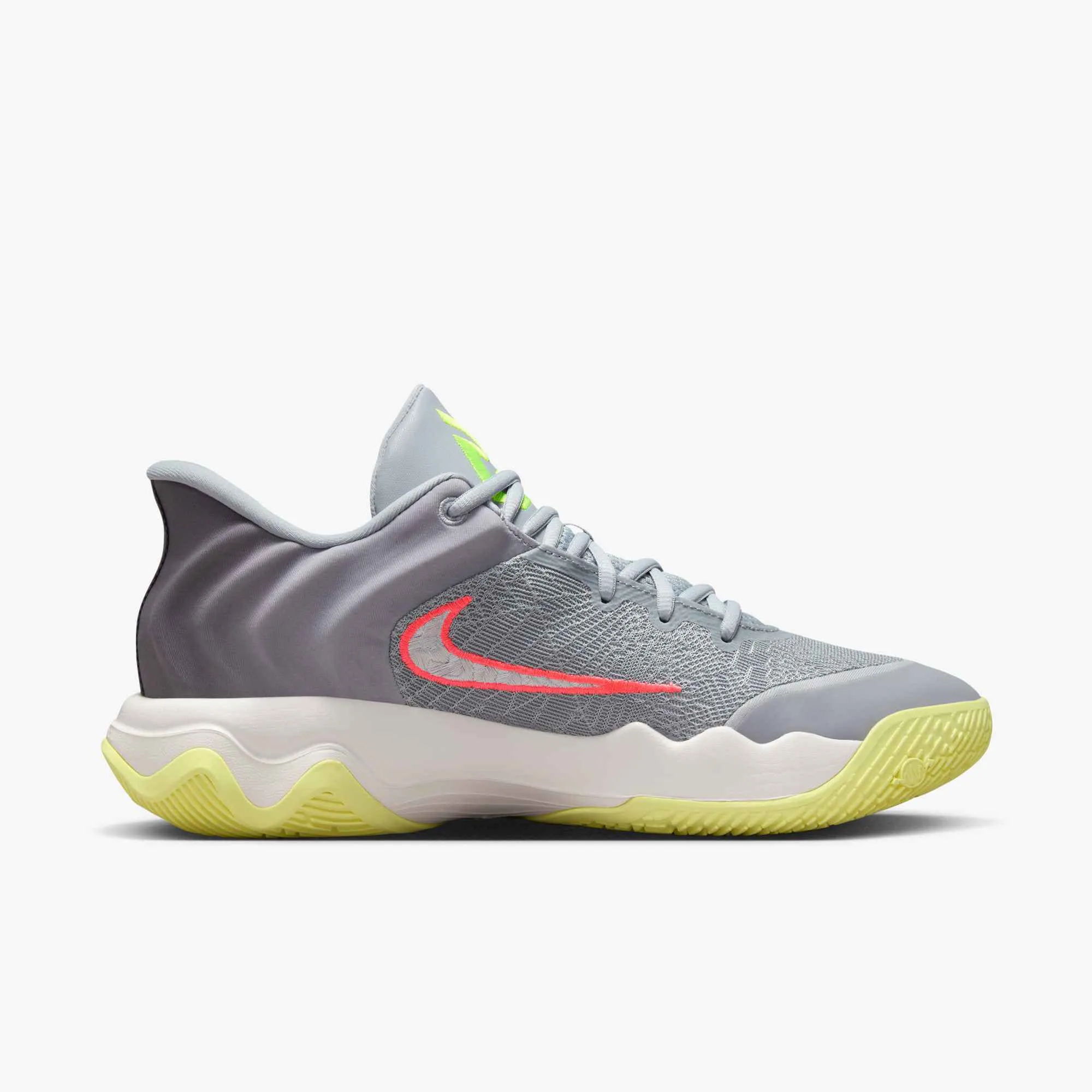 Nike Giannis Immortality 4 Basketballschuh Herren Turnschuhe grau
