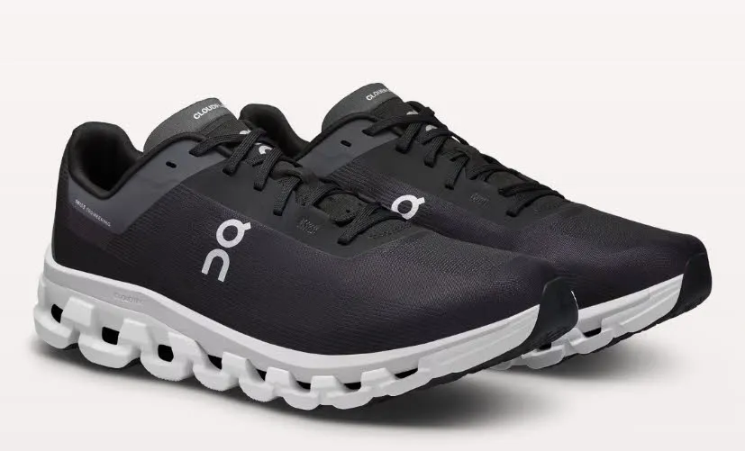 ON Cloudflow 4 Herren Laufschuhe Trainingschuhe Workoutschuhe schwarz