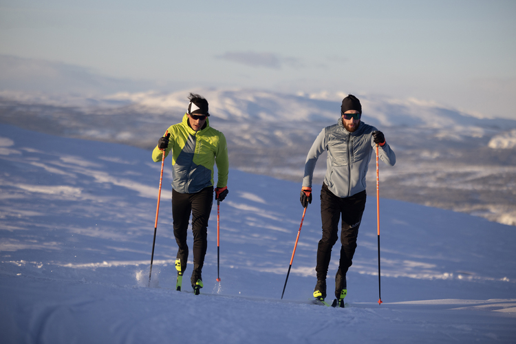 Perfekt ausgerüstet für den Winter: Wintersportbekleidung bei Sport  Michetschläger