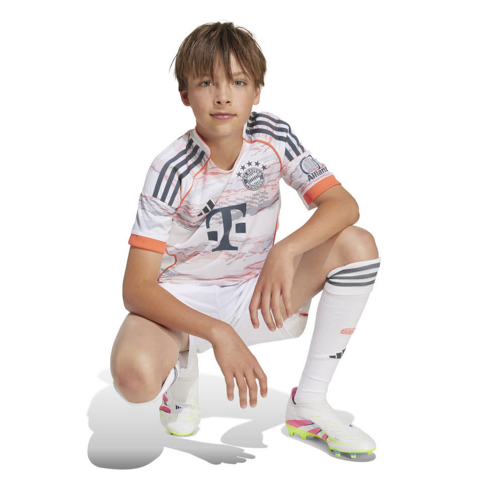 adidas FC Bayern München 25/26 Kinder Auswärtstrikot weiß