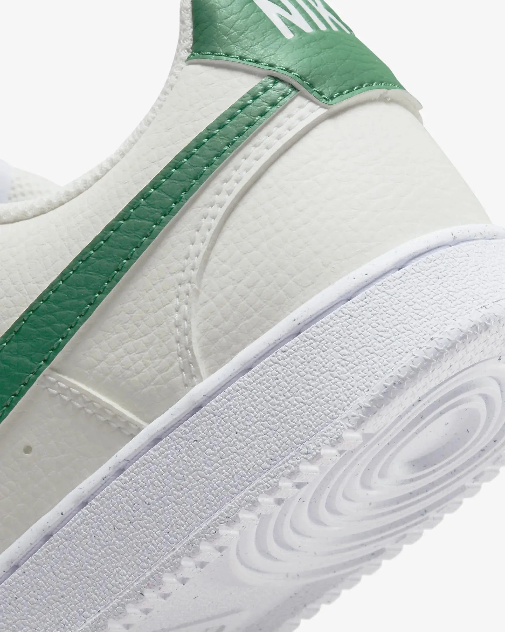 Nike Court Vision Low Next Nature Damen Oldschoolschuhe Alltagsschuhe weiß