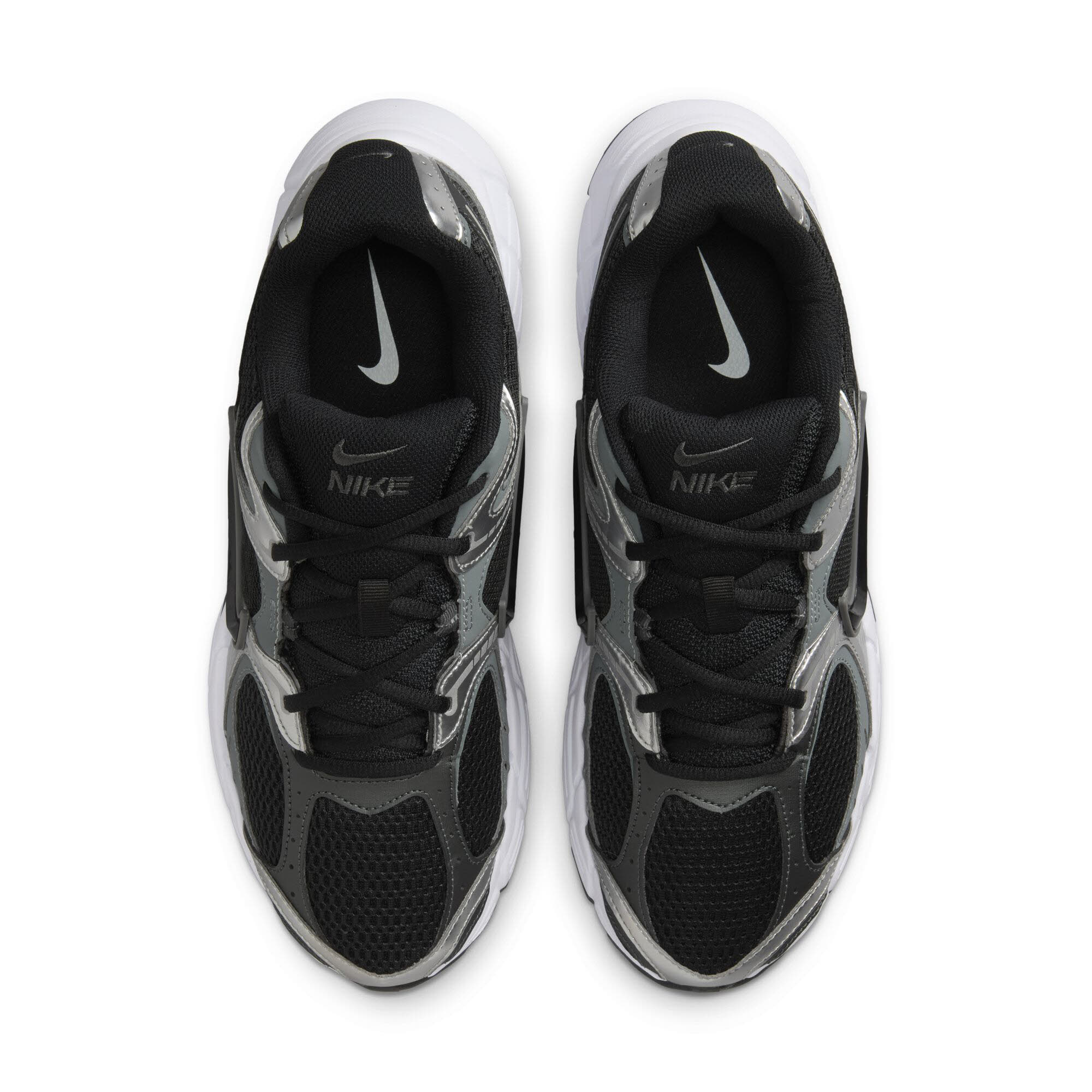 Nike V5 RNR Sneaker Herren schwarz