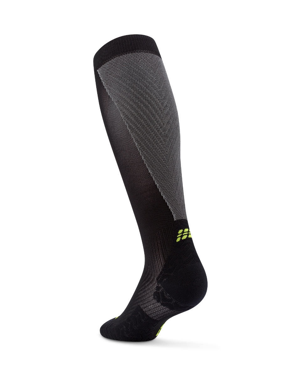 CEP Run Ultralight Socks Tall 4.0 Damen Laufsocken Kompressionssocken black/grey