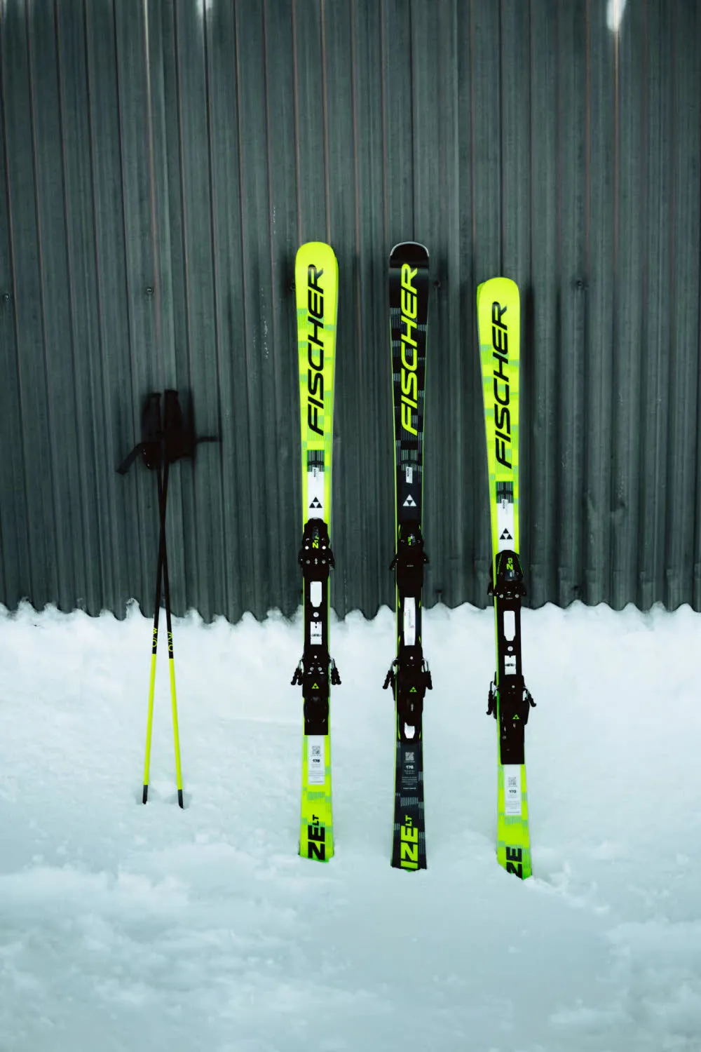 Fischer RC4 NOIZE ST PRO + RC4 Z13 GW FF Slalomcaver Ski Experten 26/27 gelb