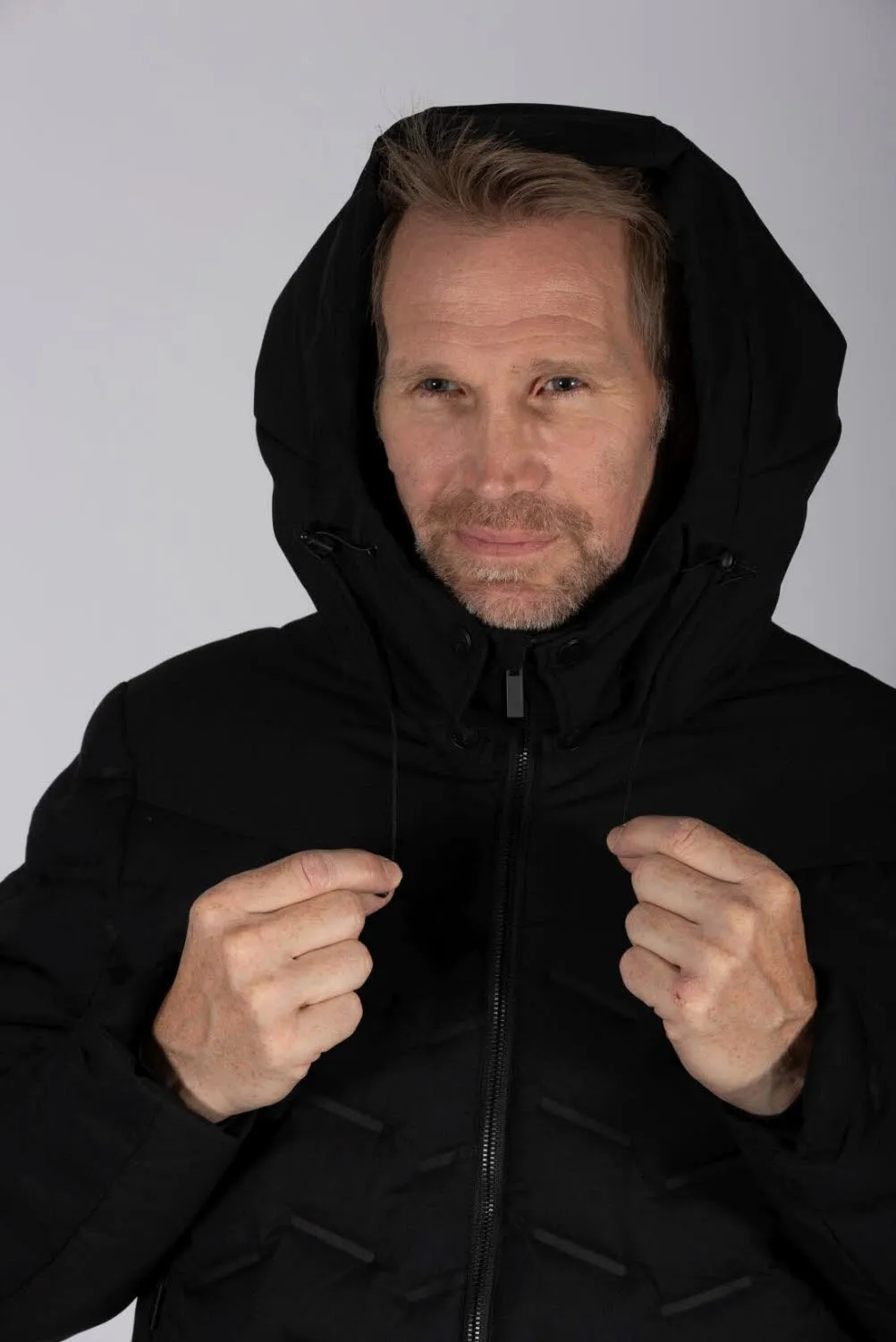 Maul Thun MTX Skijacke Winterjacke Steppjacke Herren schwarz