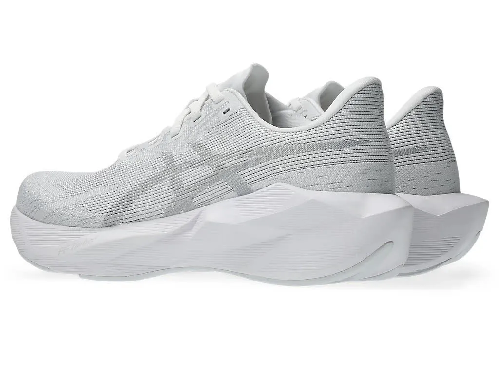 Asics NOVABLAST 6 Damen Laufschuhe Joggingschuhe weiß