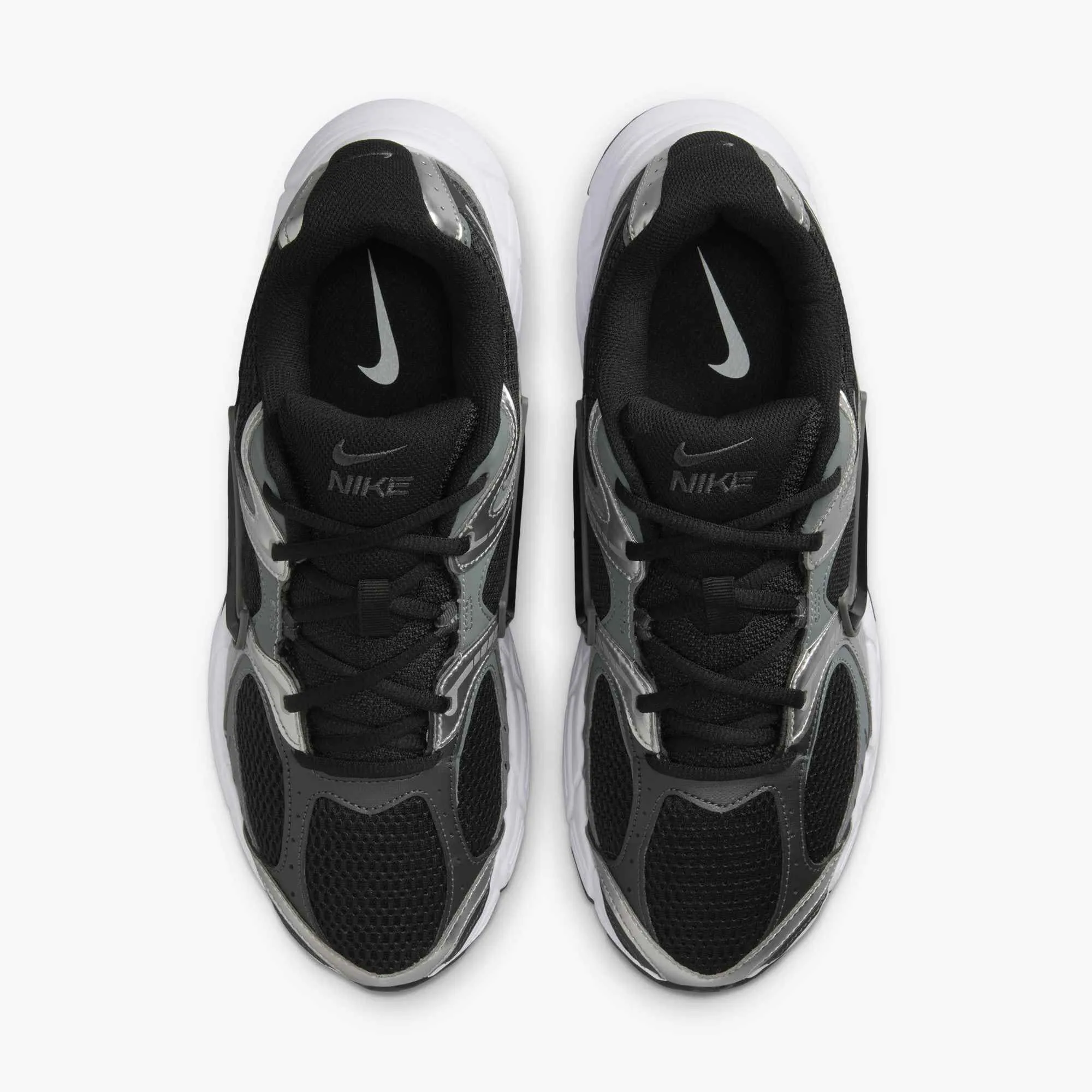 Nike V5 RNR Sneaker Herren schwarz