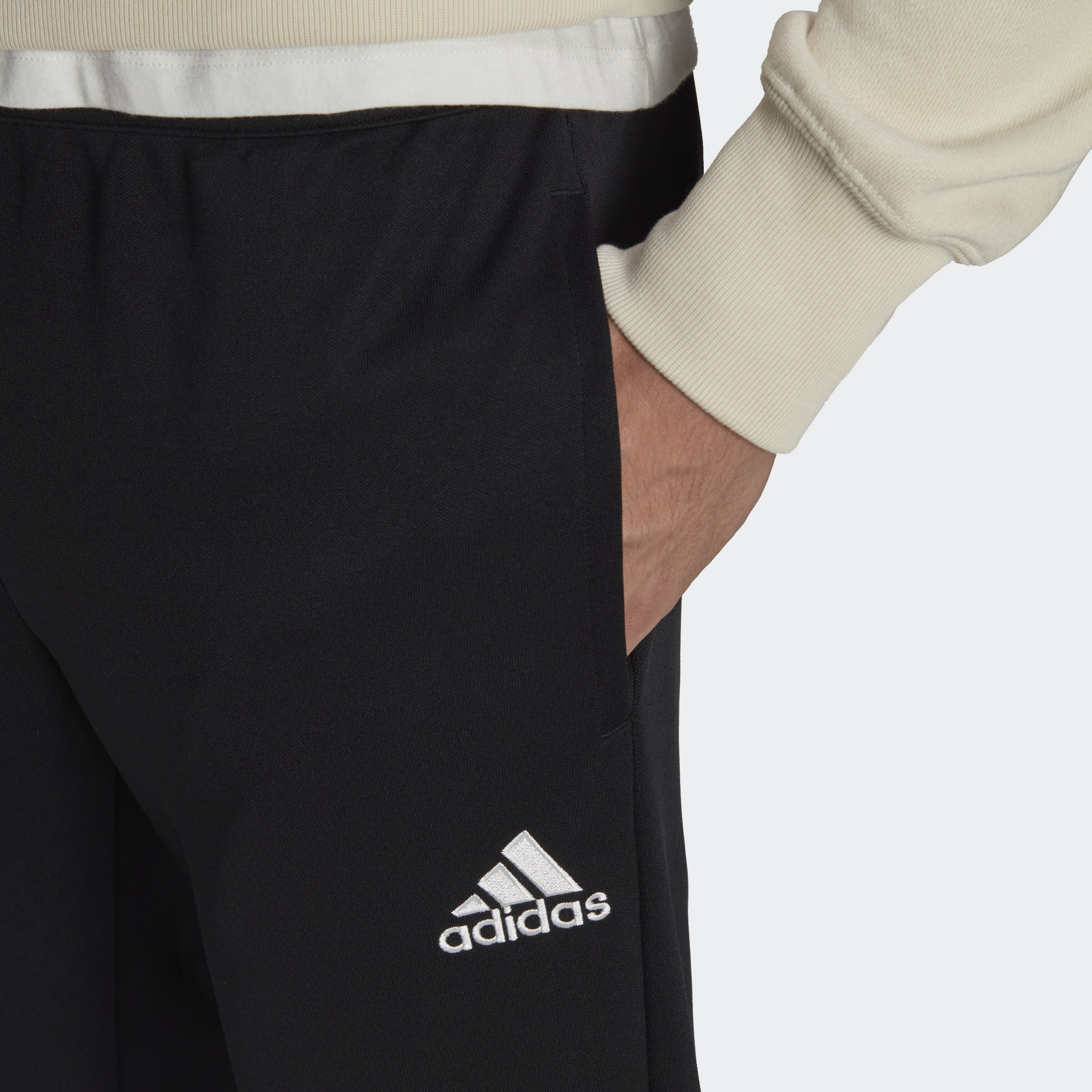 adidas Entrada 22 Trainingshose Fußballhose Jogginghose Herren schwarz