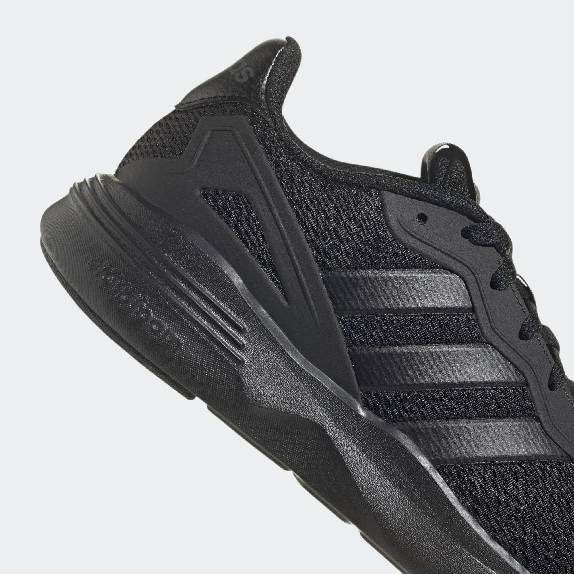 adidas NebZed Männer Sneaker Schwarz