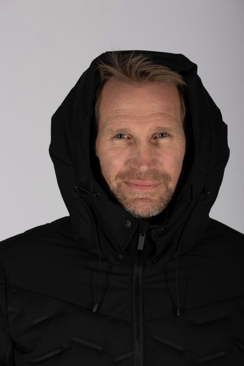 Maul Thun MTX Skijacke Winterjacke Steppjacke Herren schwarz