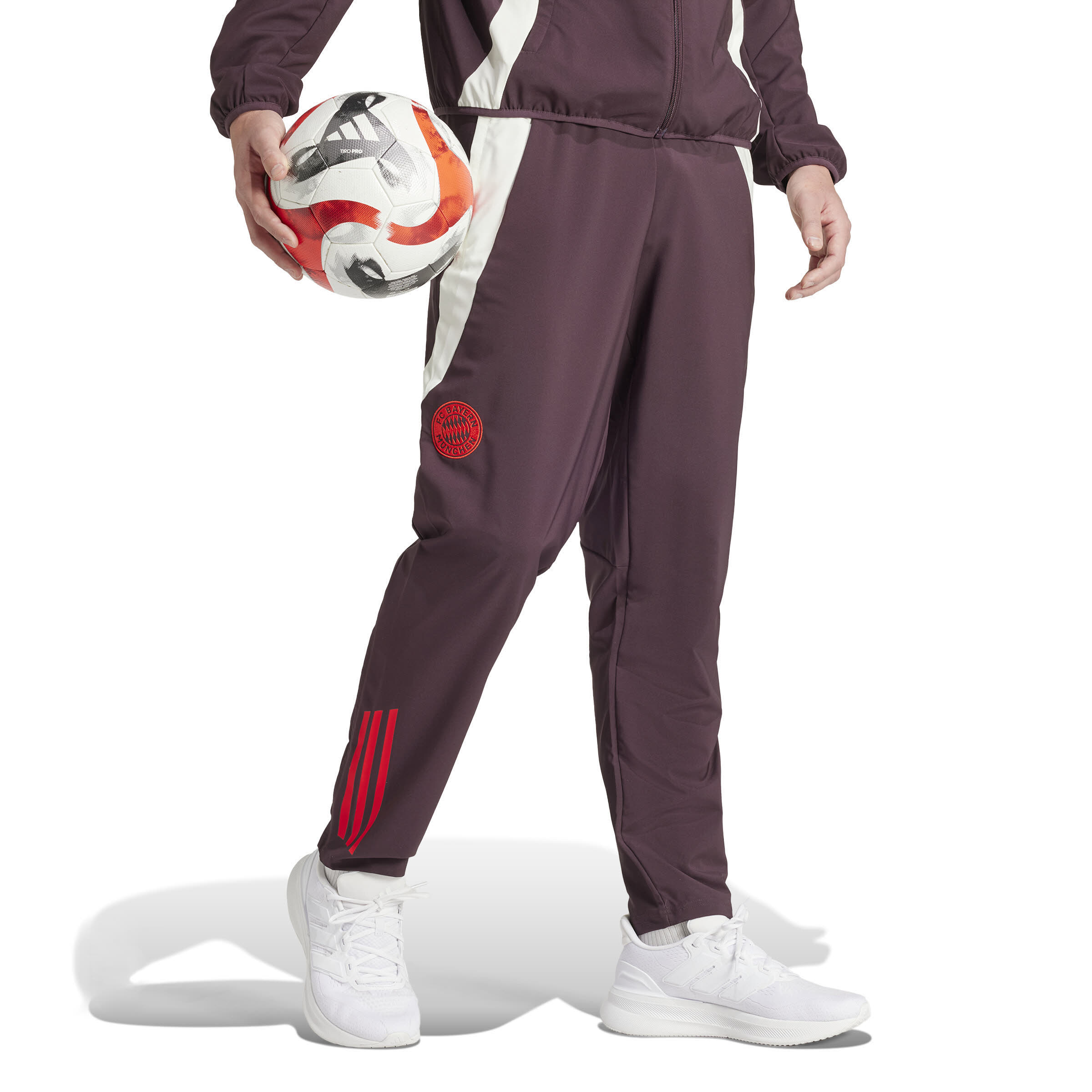 adidas FC Bayern München Tiro 24 Herren Präsentationshose rot