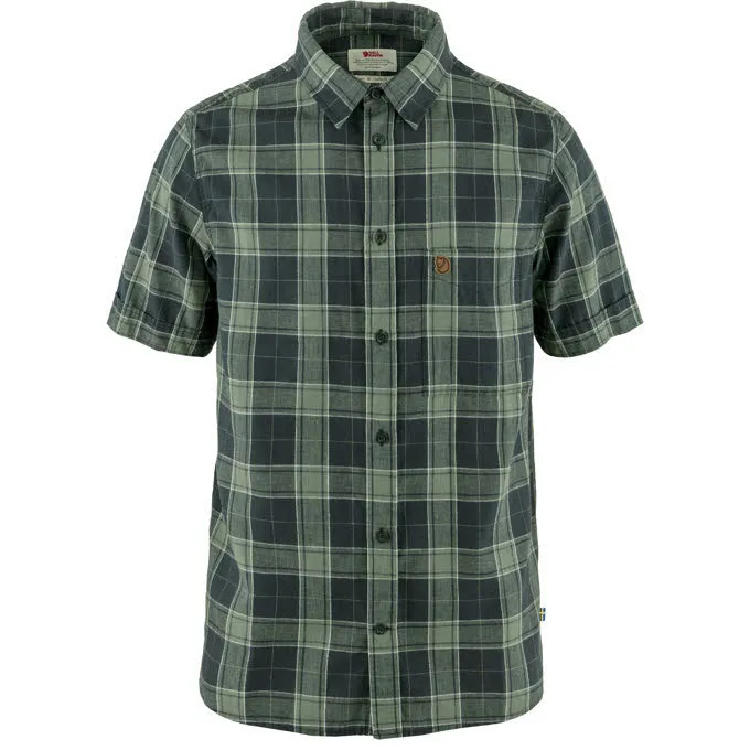 Fjällräven Övik Travel Shirt SS M Kurzarmhemd Herren dunkelgrün