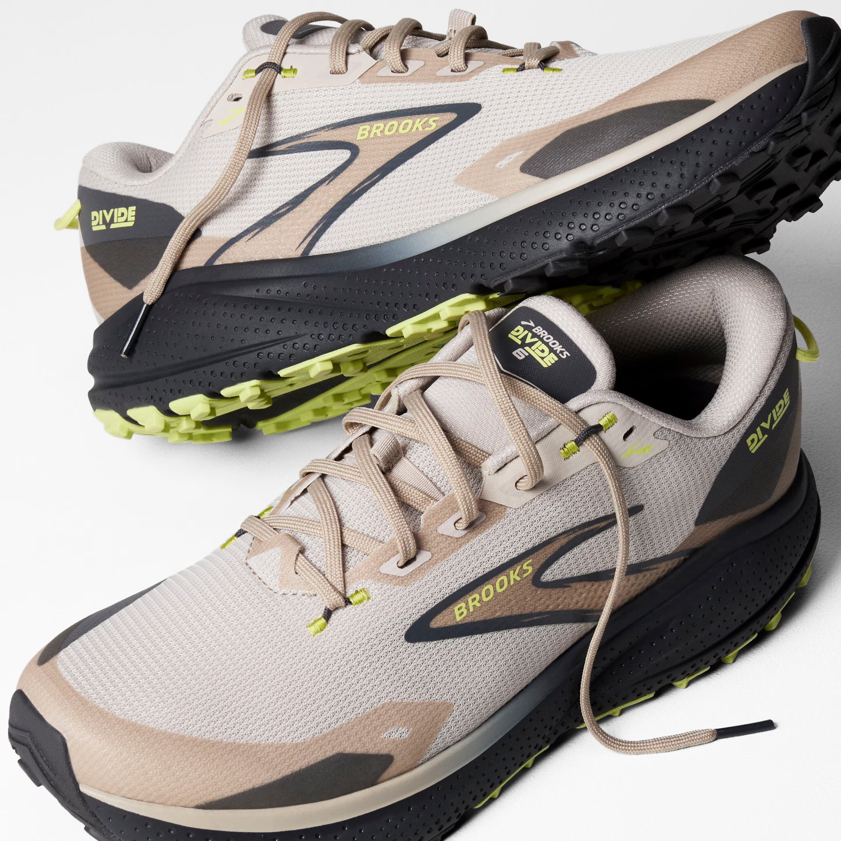 Brooks Divide 6 Trailrunningschuh in Chateau/Pearl/Lime