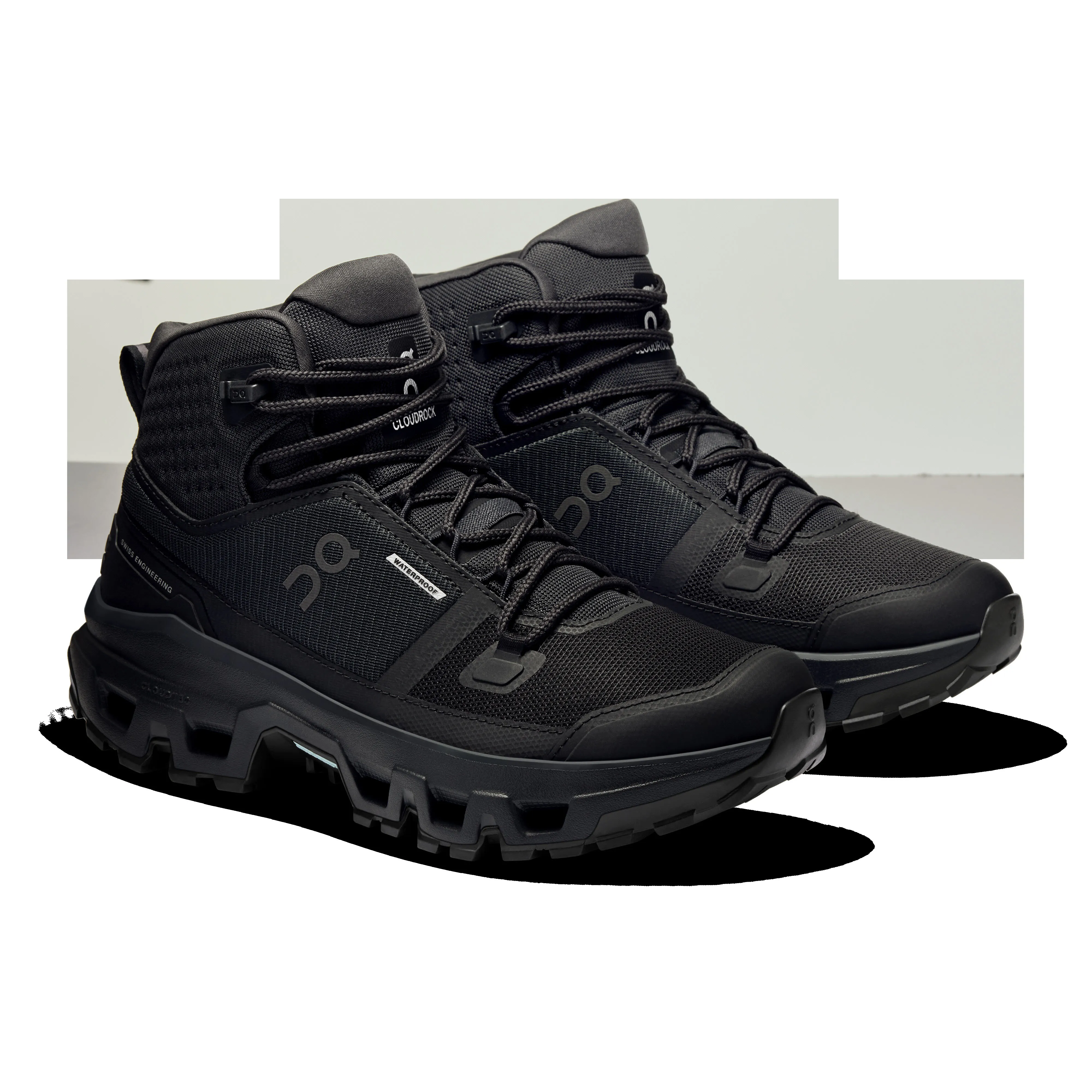 ON Cloudrock Mid WP Trekkingschuhe Wanderschuhe Damen schwarz