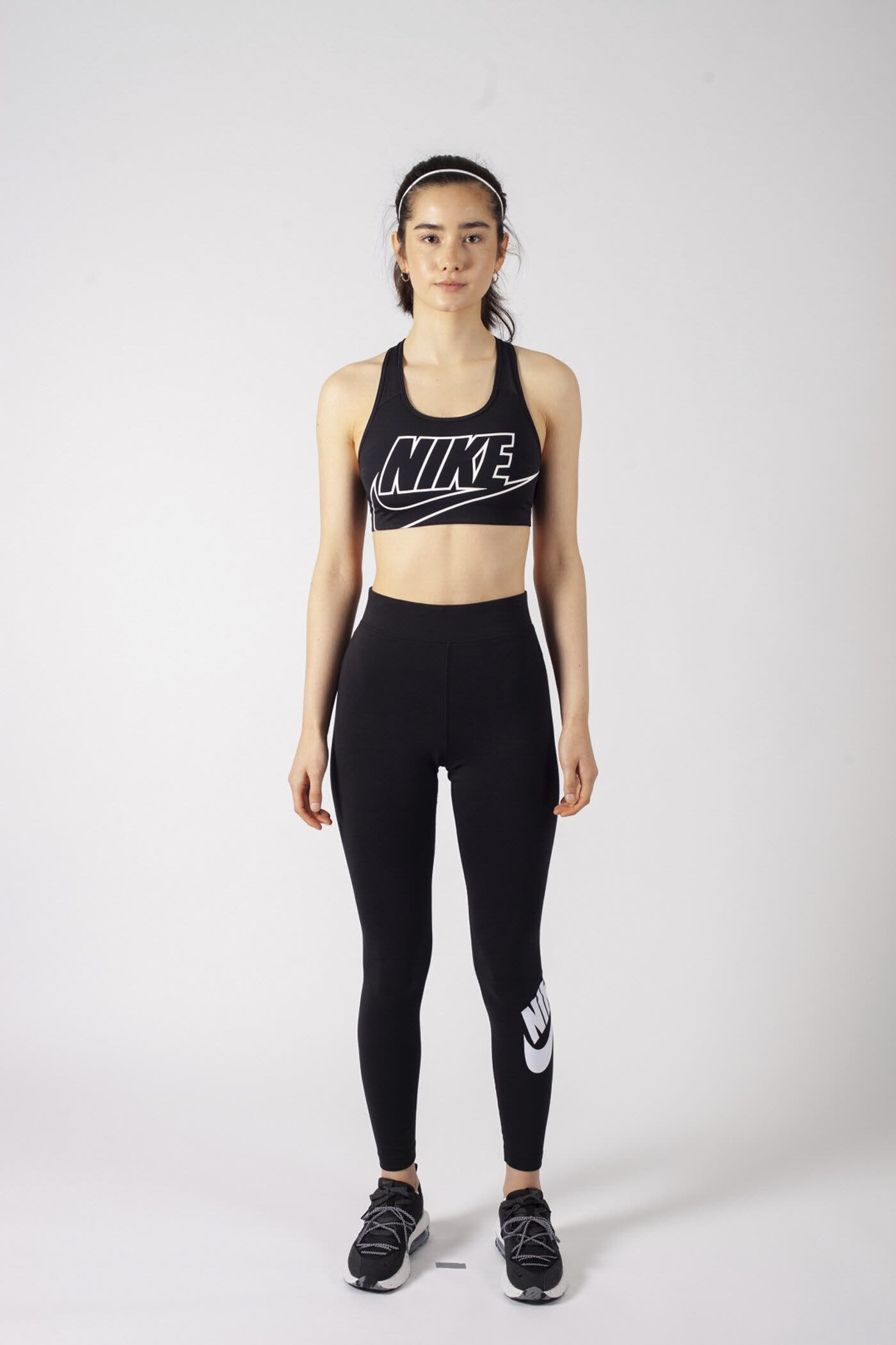 Nike Essentials Sportswear Damen Leggins Schwarz