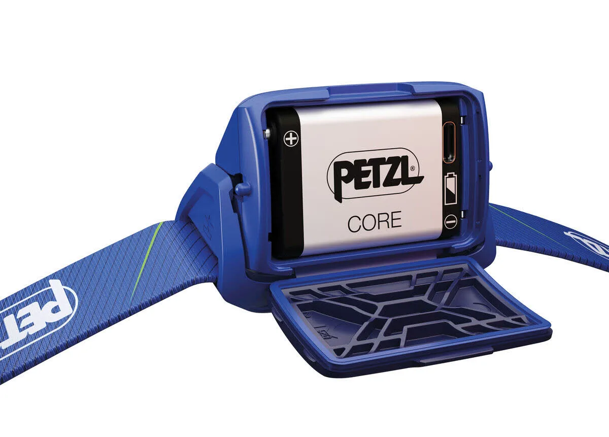 PETZL TIKKA CORE Unisex Stirnlampe 450 Lumen schwarz