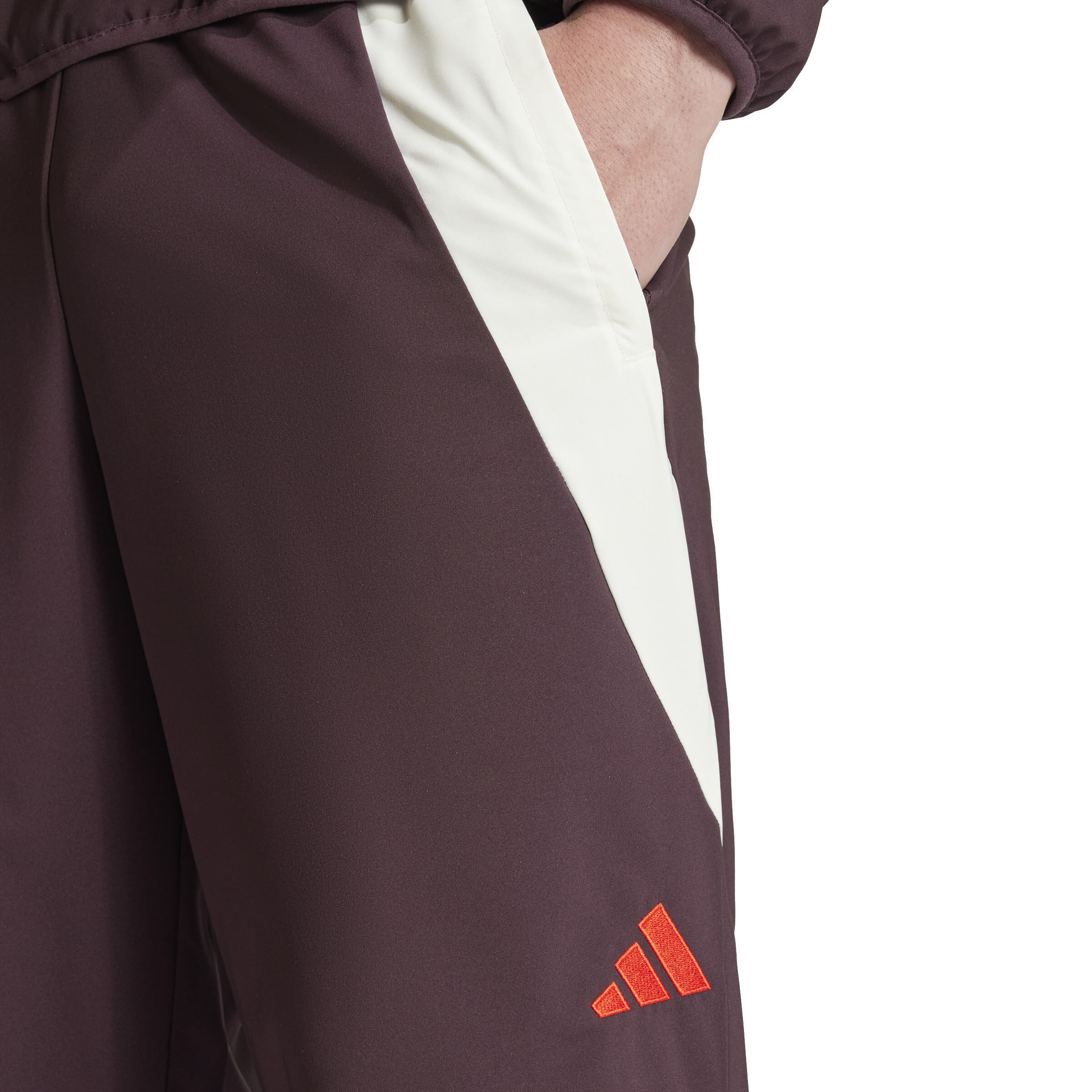 adidas FC Bayern München Tiro 24 Herren Präsentationshose rot