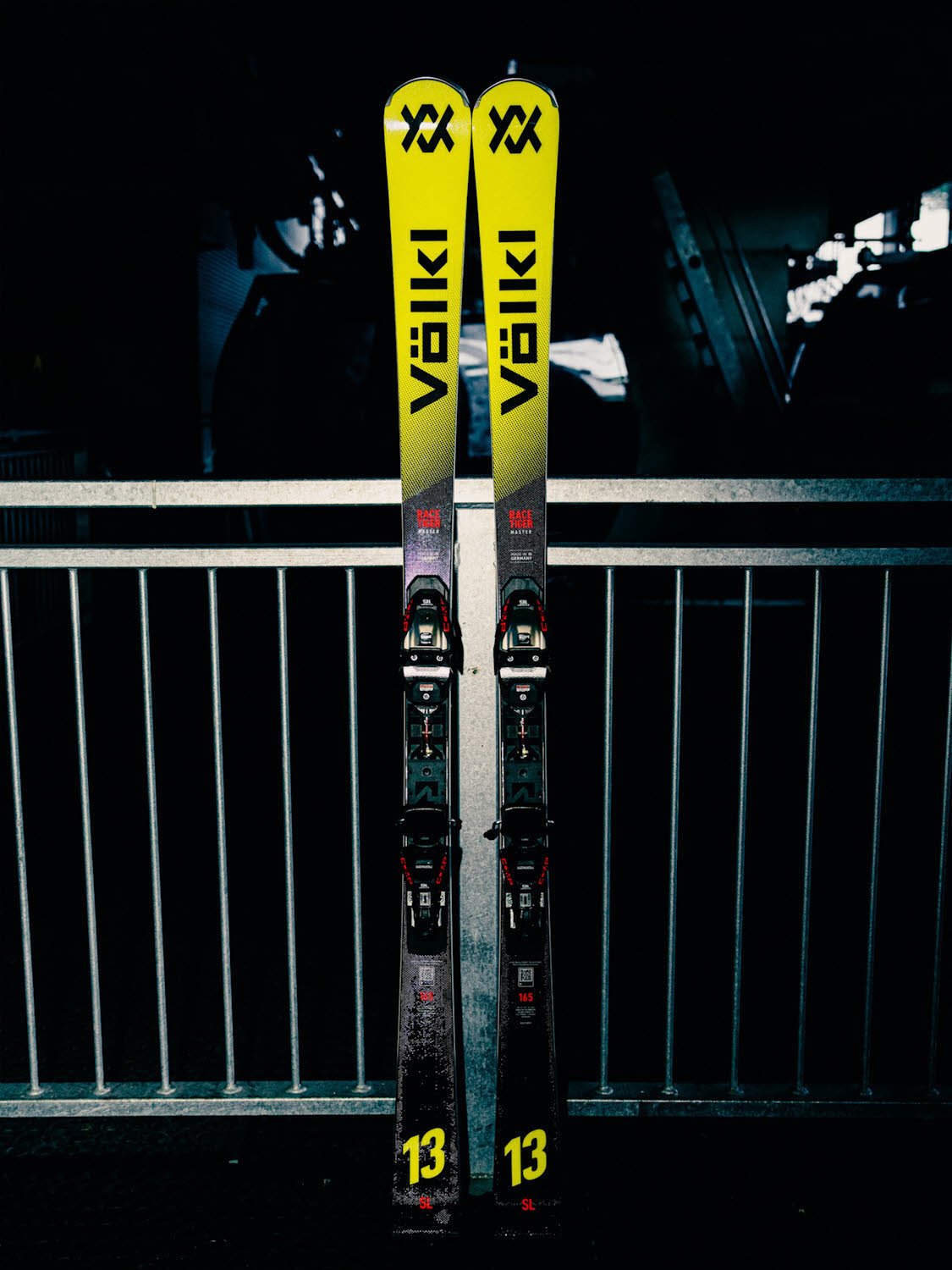 Völkl RACETIGER GS MASTER + COMP16 GW Racecarver Ski Experten 26/27 gelb/schwarz