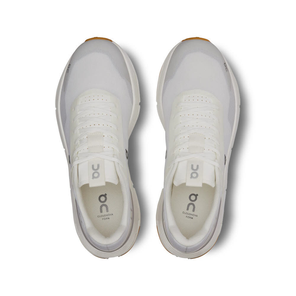 ON CLOUDNOVA FORM 2 Herren Sneaker Low sportlich white/ivory