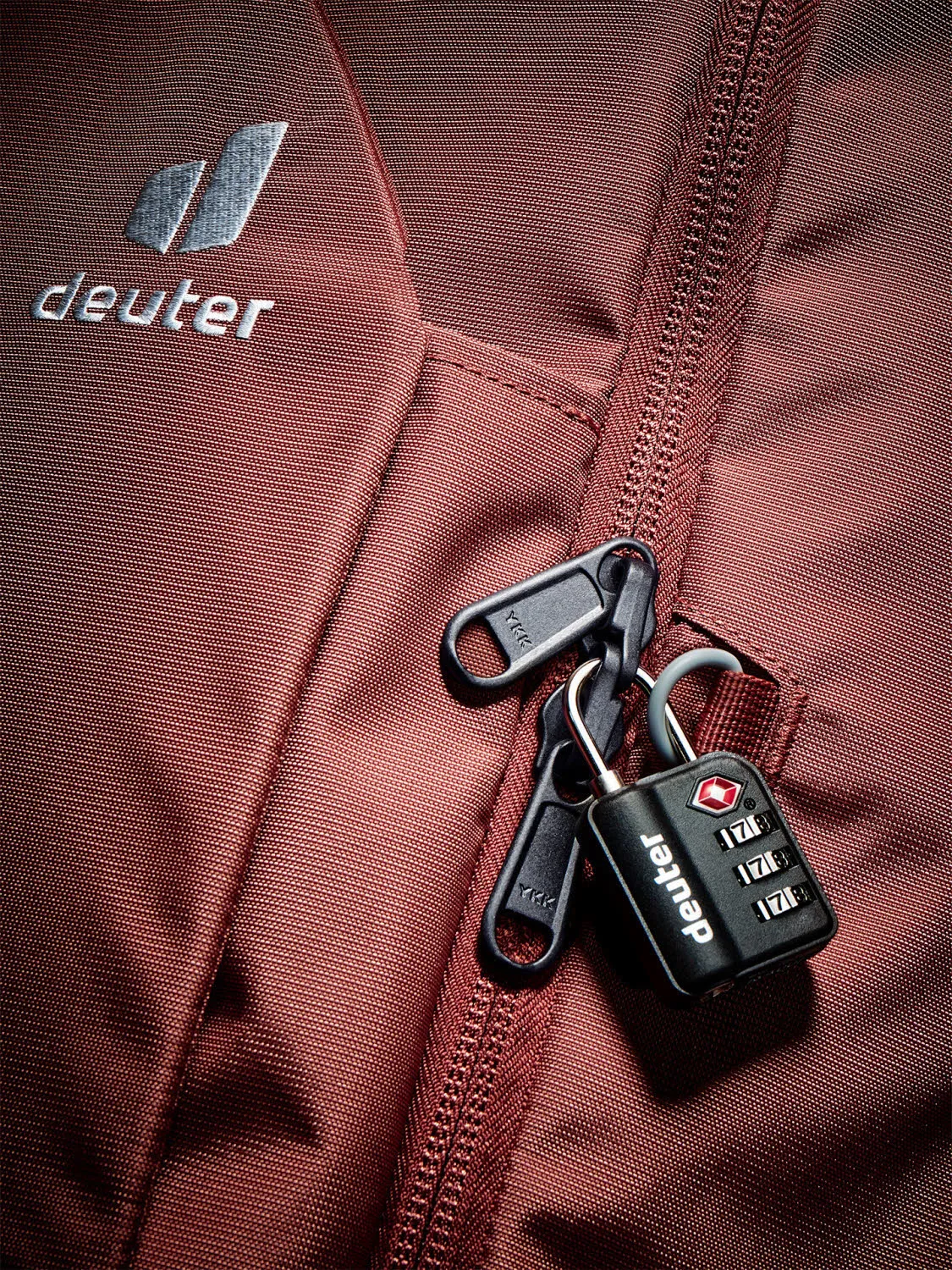 Deuter Access Pro 60 SL Damen Reiserucksack rot