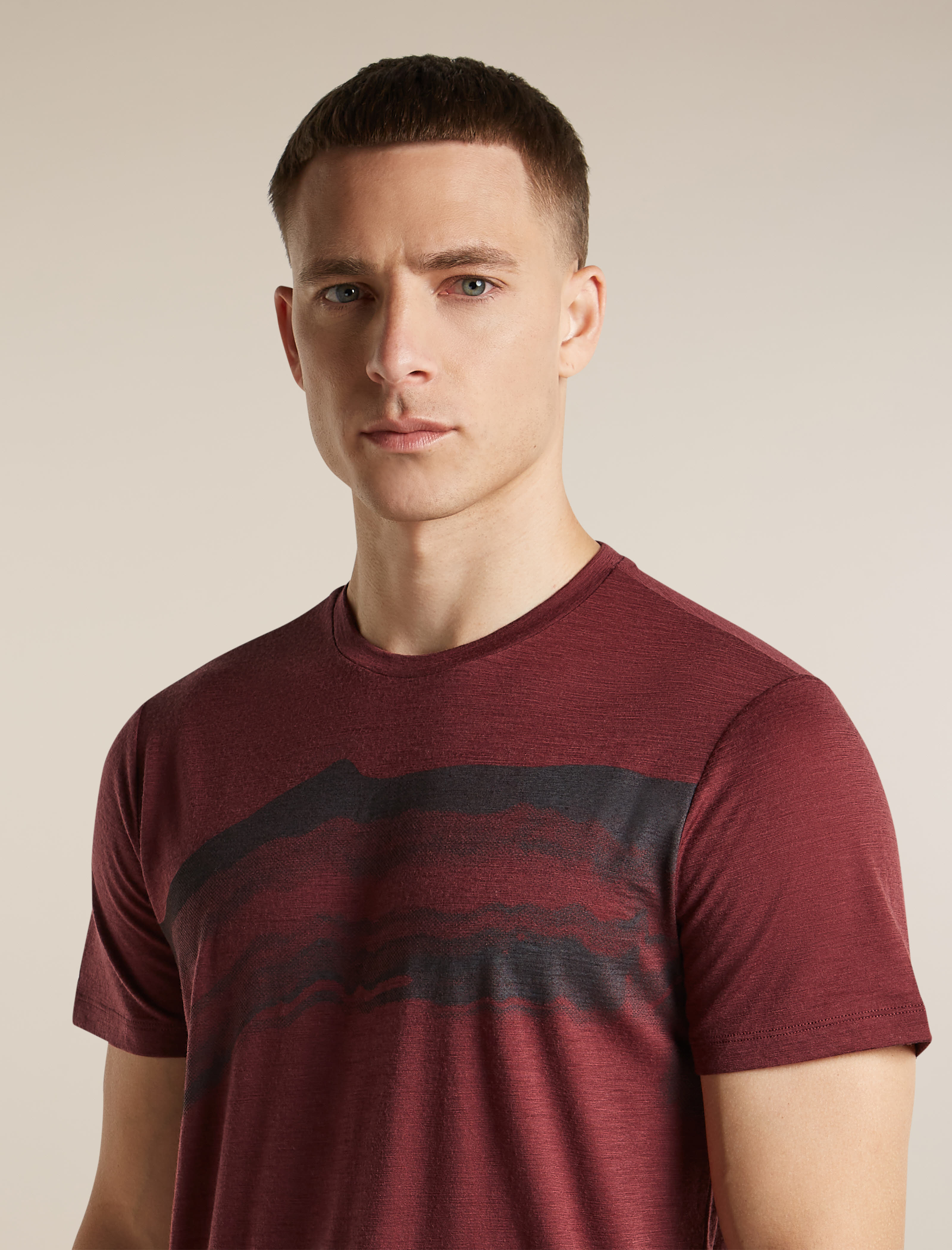 Icebreaker M 150 Tech Lite SS Tee Getaway Herren T-Shirt rot