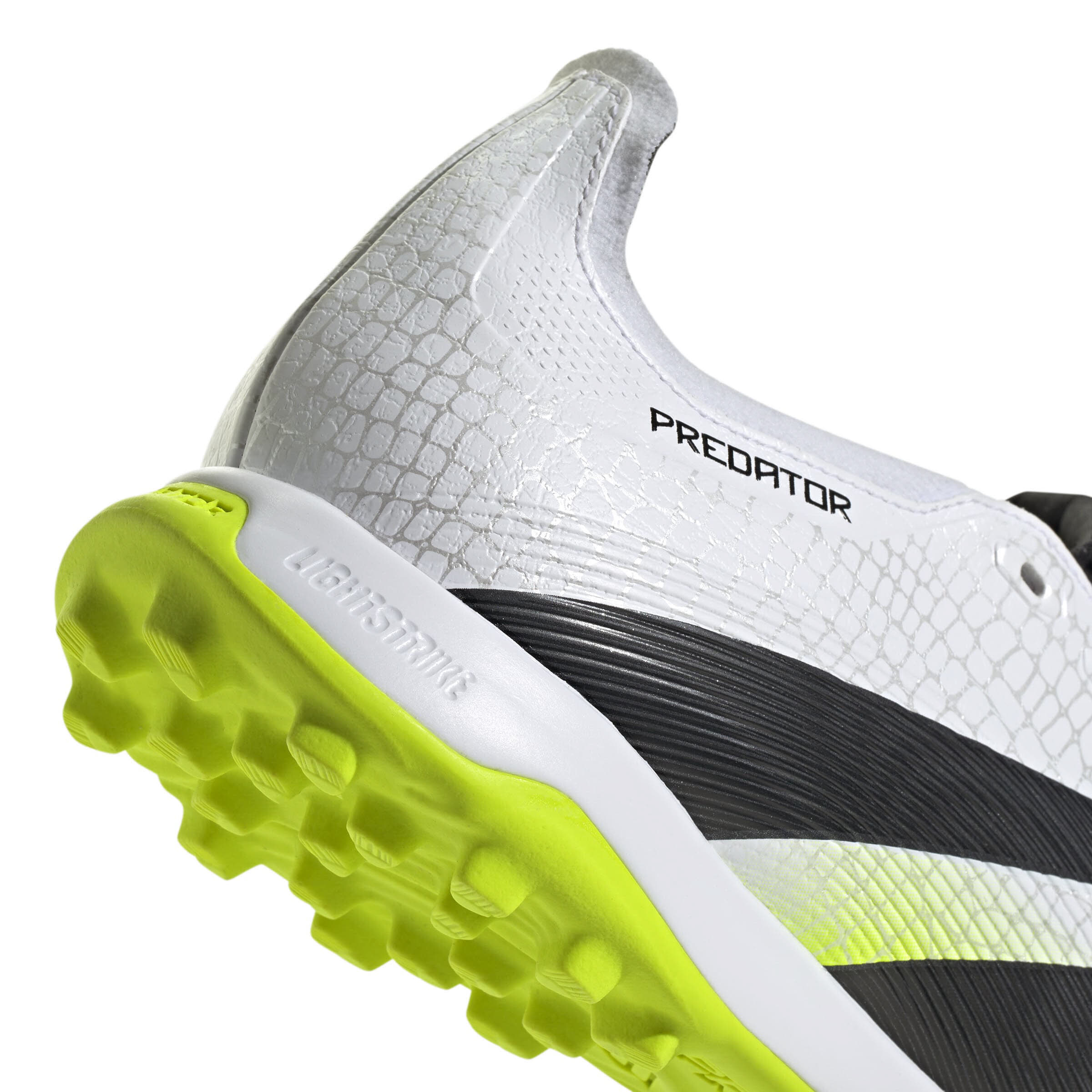 adidas PREDATOR LEAGUE FT TF Unisex Fußballschuhe Kunstrasen Nocken ftwwht/cblack/luclem