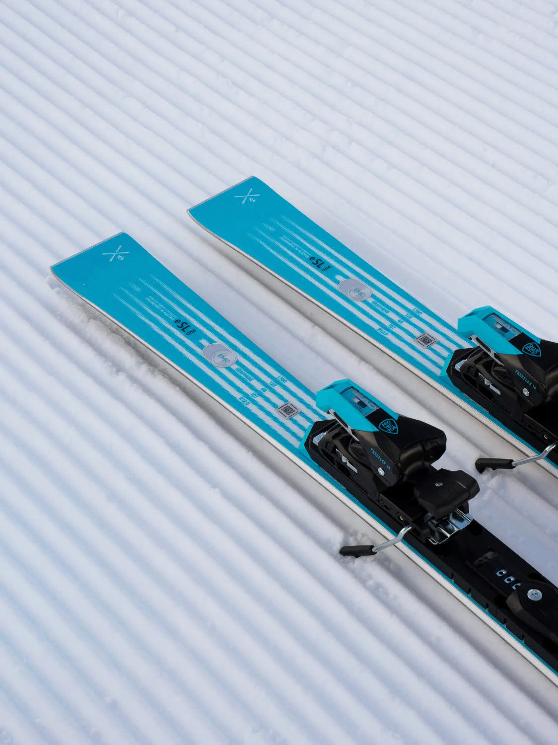 Head WC Rebels e-SL Pro + PROT. FF ST 16 GW Unisex Slalomcarver Ski Experten 26/27 blau