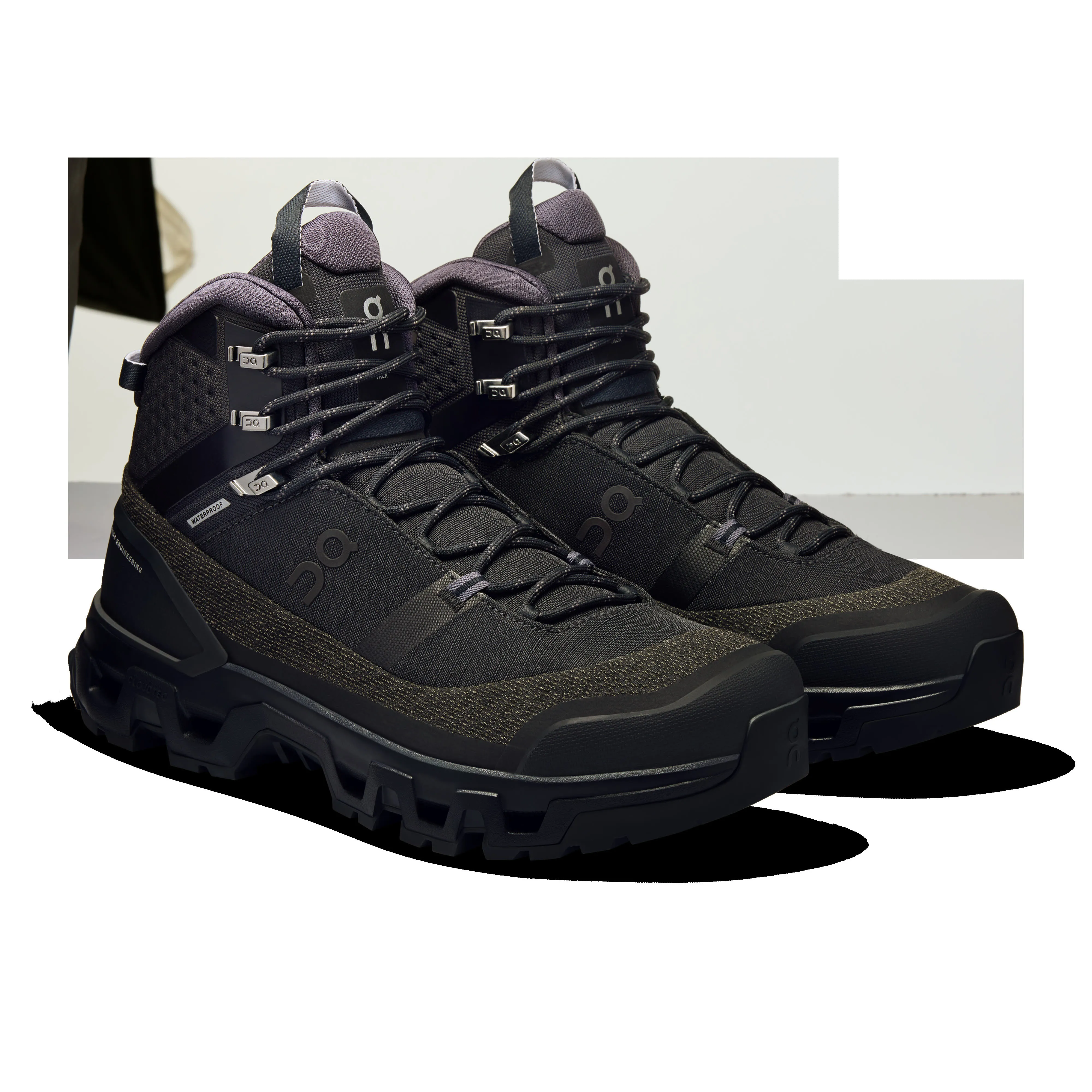ON Cloudrock Trek WP Trekkingschuhe Wanderschuhe Herren schwarz