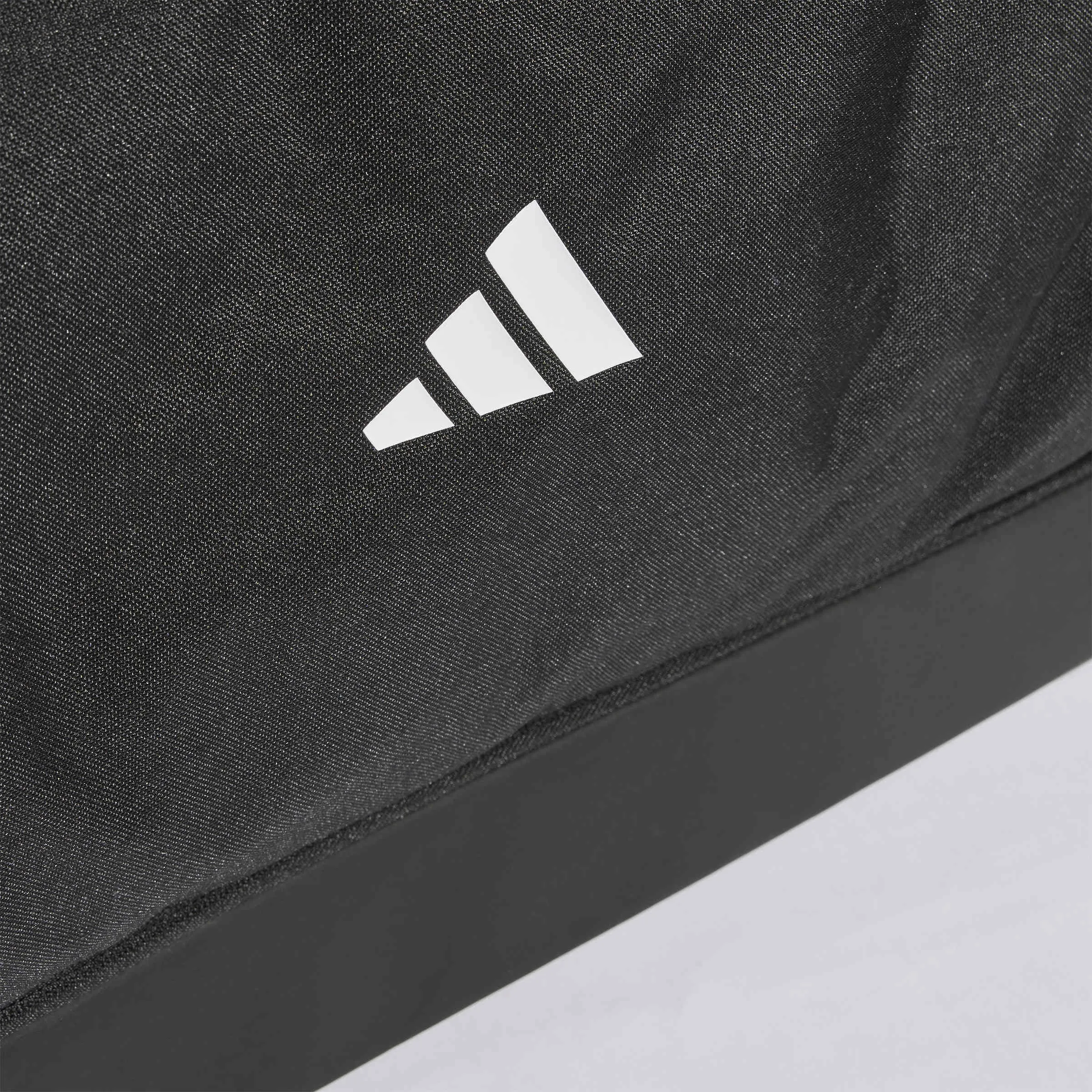 adidas TIRO DUFFELBAG GROSS MIT BODENFACH Unisex Sporttasche Fußballtasche schwarz/weiß