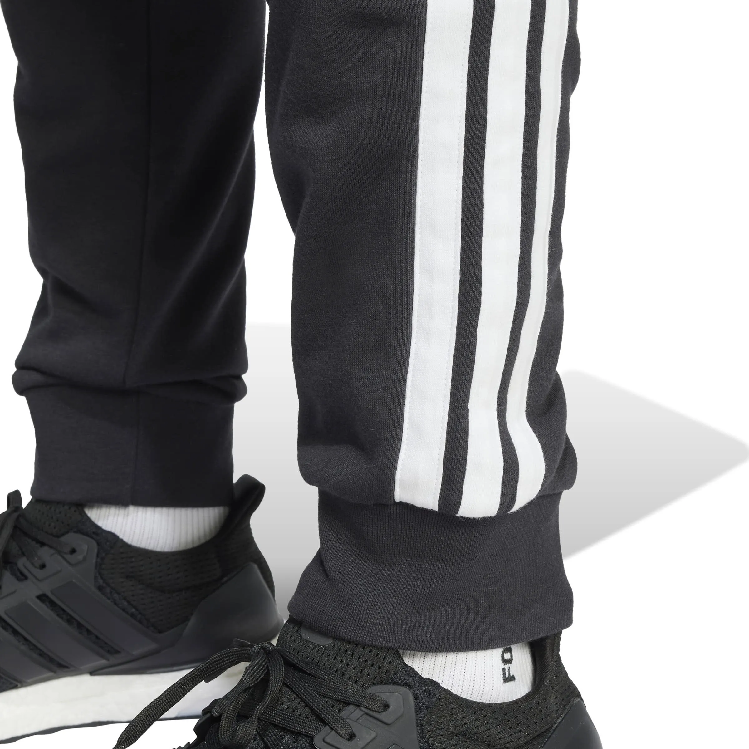 adidas Essentials 3-Streifen French Terry Hose Jogginghose Herren schwarz
