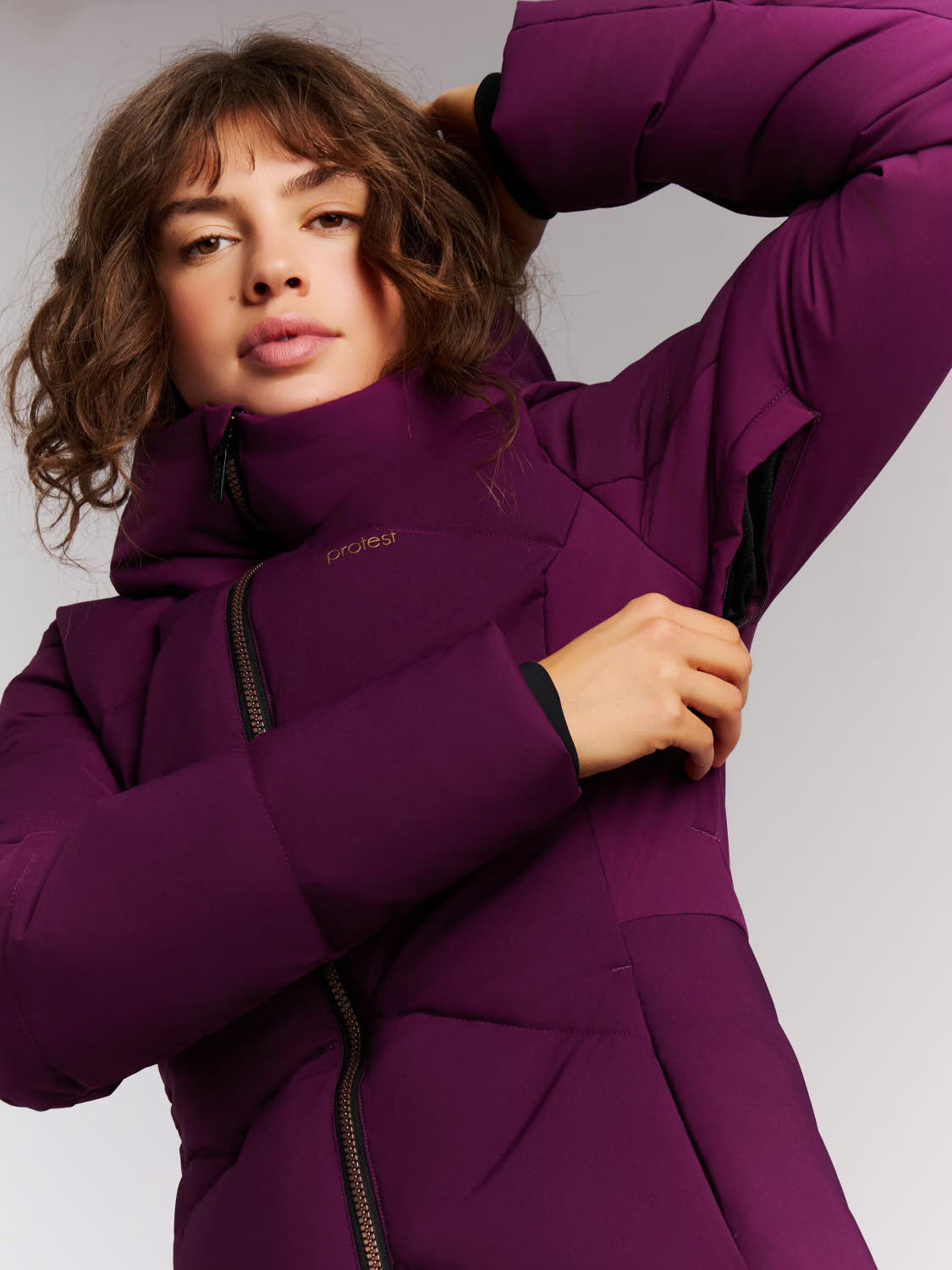 Protest PRTHelez Damen Skijacke Winterjacke lila